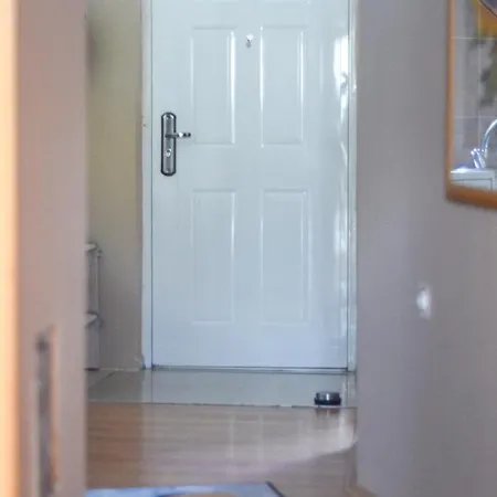 Golden Bis, Apartmán