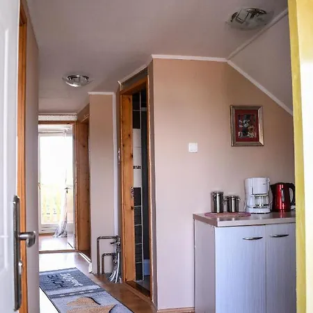 Golden Bis, Apartman