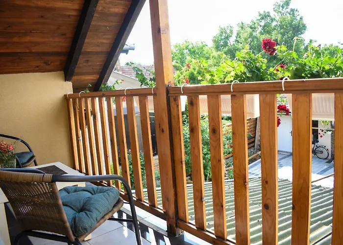 アパート Golden Bis, スボティツァ