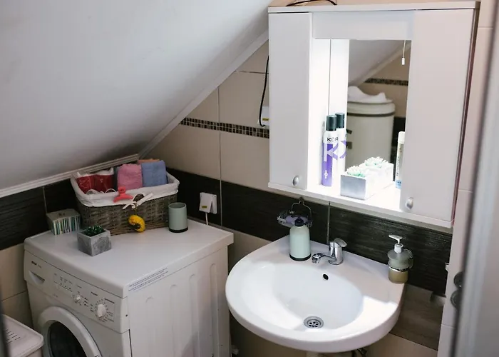 Golden Bis, スボティツァ